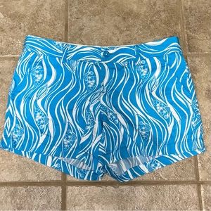 Lilly Pulitzer shorts the Callahan
